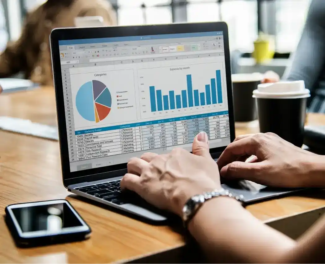 Microsoft 365 Consultant Image