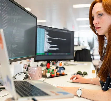 Expert Working Image
